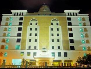 The Grand Puteri